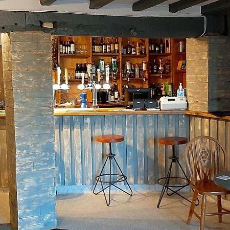 Suite At The Green Dragon Inn & Kitchen Welshpool Exterior photo